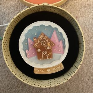 Erstwilder snow globe brooch